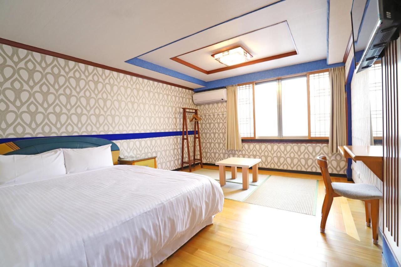 Phoenix Pavilion Hot Spring Hotel Taipei Exterior foto