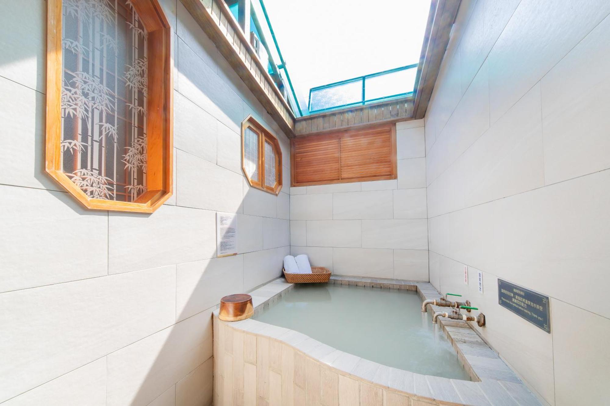 Phoenix Pavilion Hot Spring Hotel Taipei Exterior foto